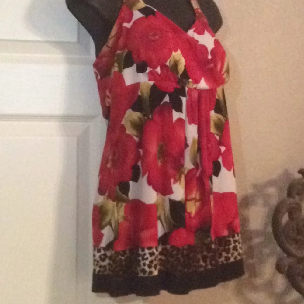 Cache Floral / Animal Print  Halter Top
